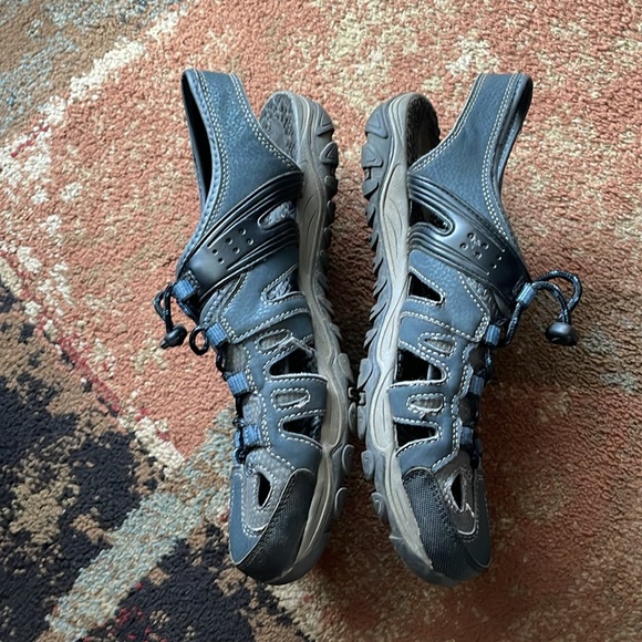 Men’s Ozark Trail Size 9 Water Hiking Sandals Shoes Gray and Blue - Picture 5 of 6